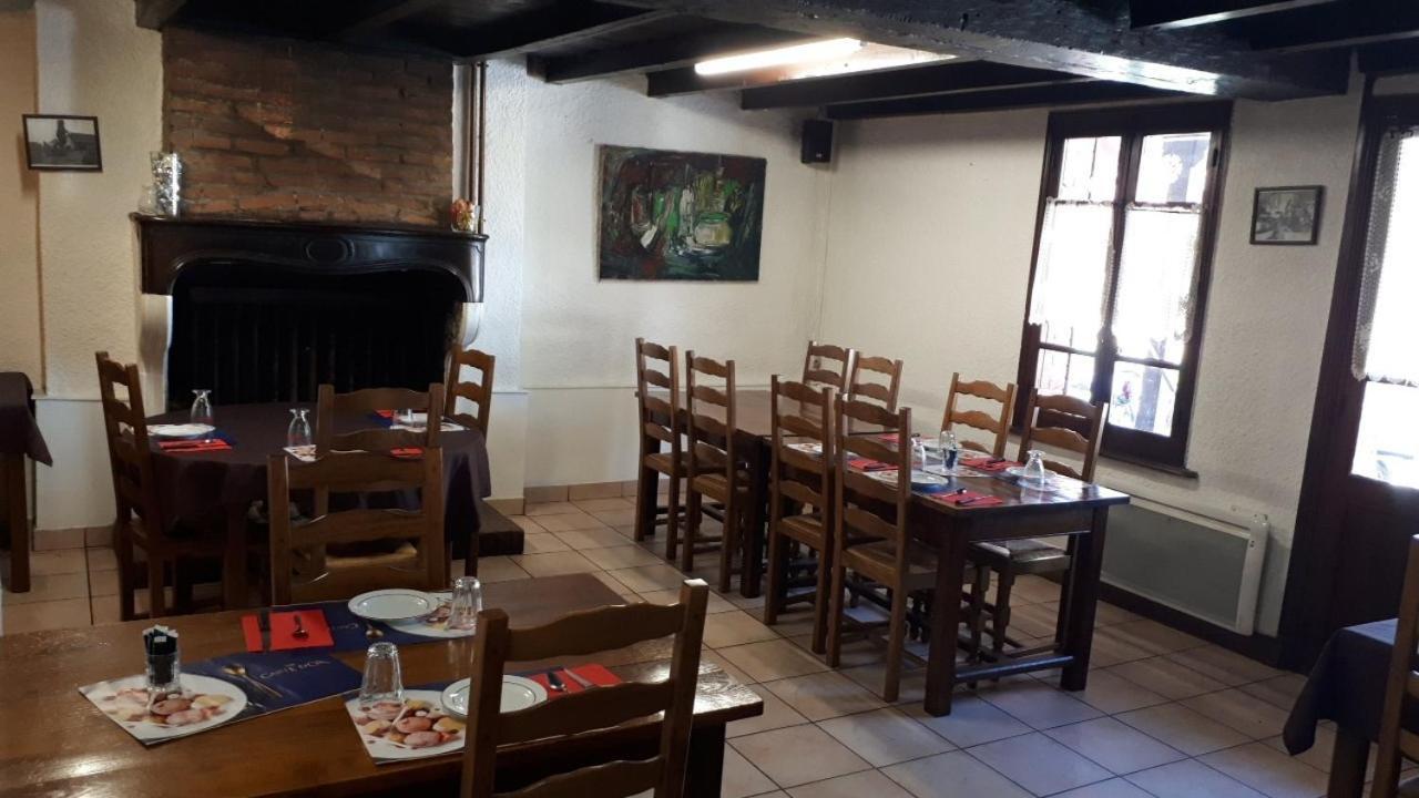 Hotel La Grotte Sagy  エクステリア 写真